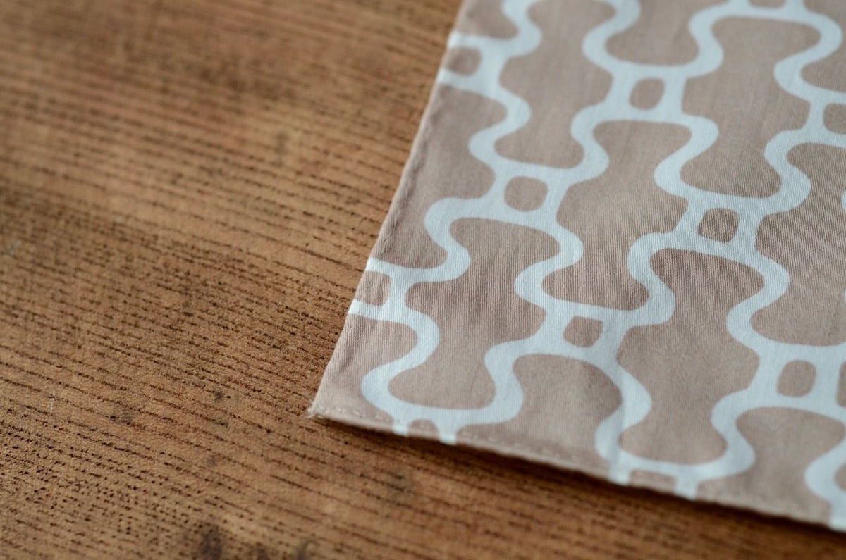 daa8bc5ebce0308d2147_1200x1200