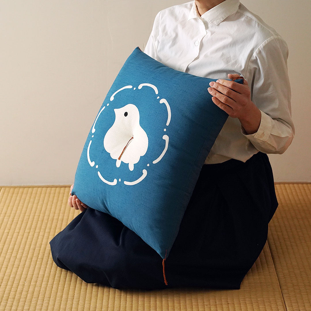 【茶席判】型染め本縫い座布団「福千鳥」 ●受注生産のためお届けまで約1ヶ月半・ギフト包装不可