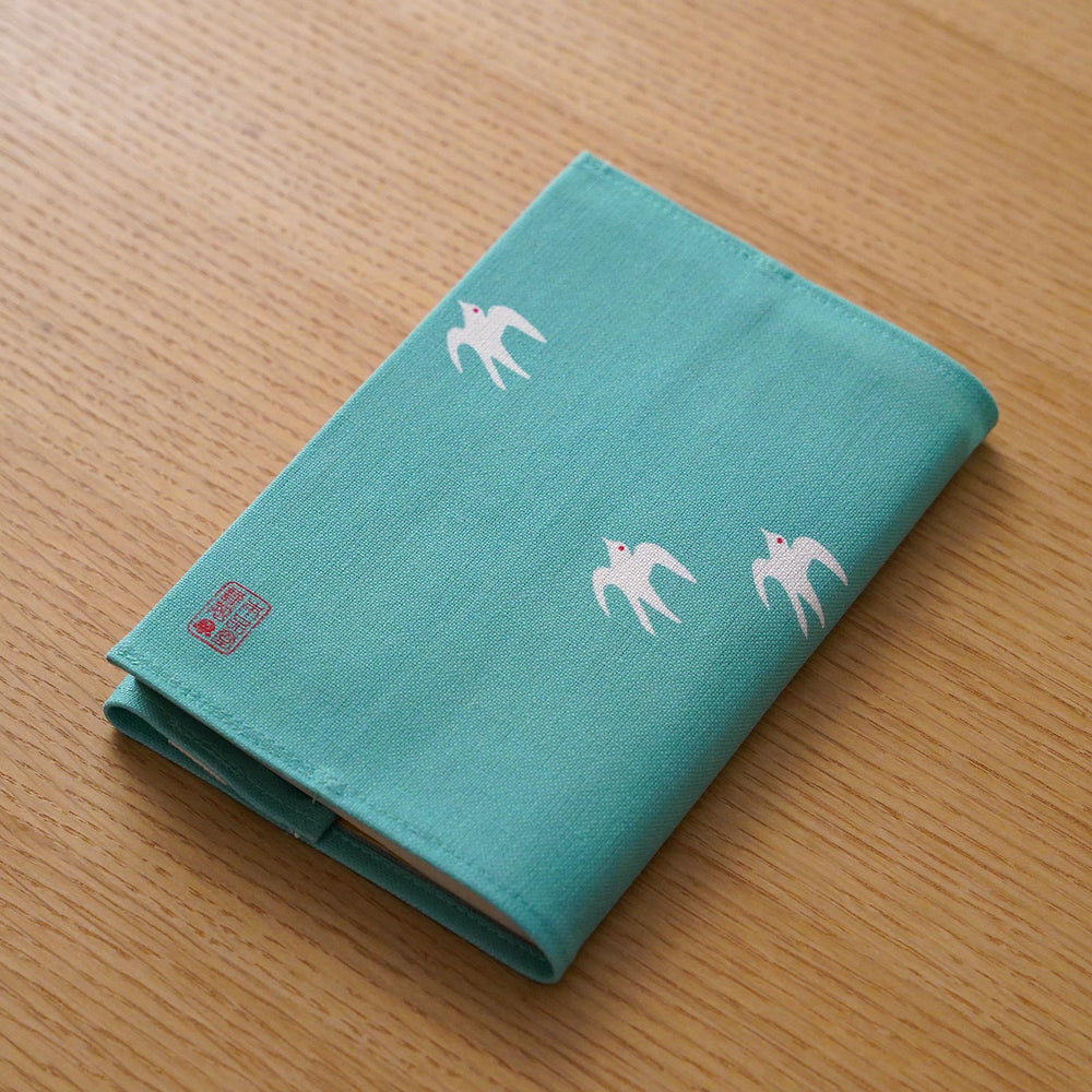 
                  
                    ふみころも「燕」
                  
                