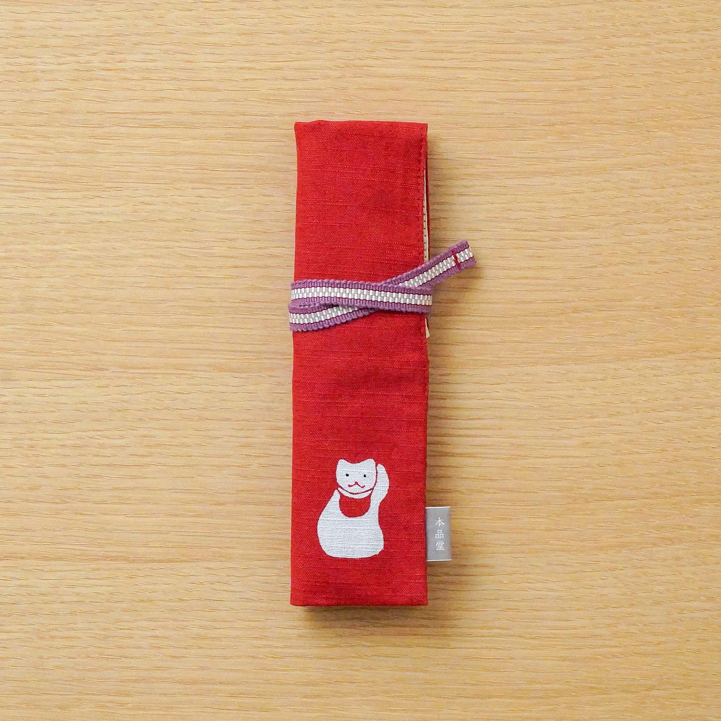 
                  
                    ●NEW●　型染め筆入れ「招き猫」
                  
                