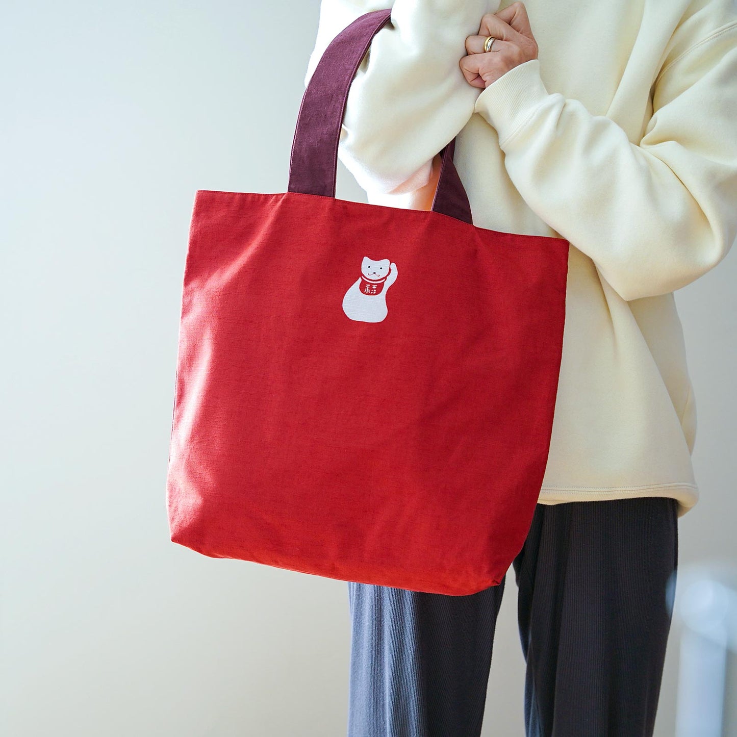 
                  
                    型染めバッグ「招き猫」　●７営業日ほどお時間をいただきます
                  
                