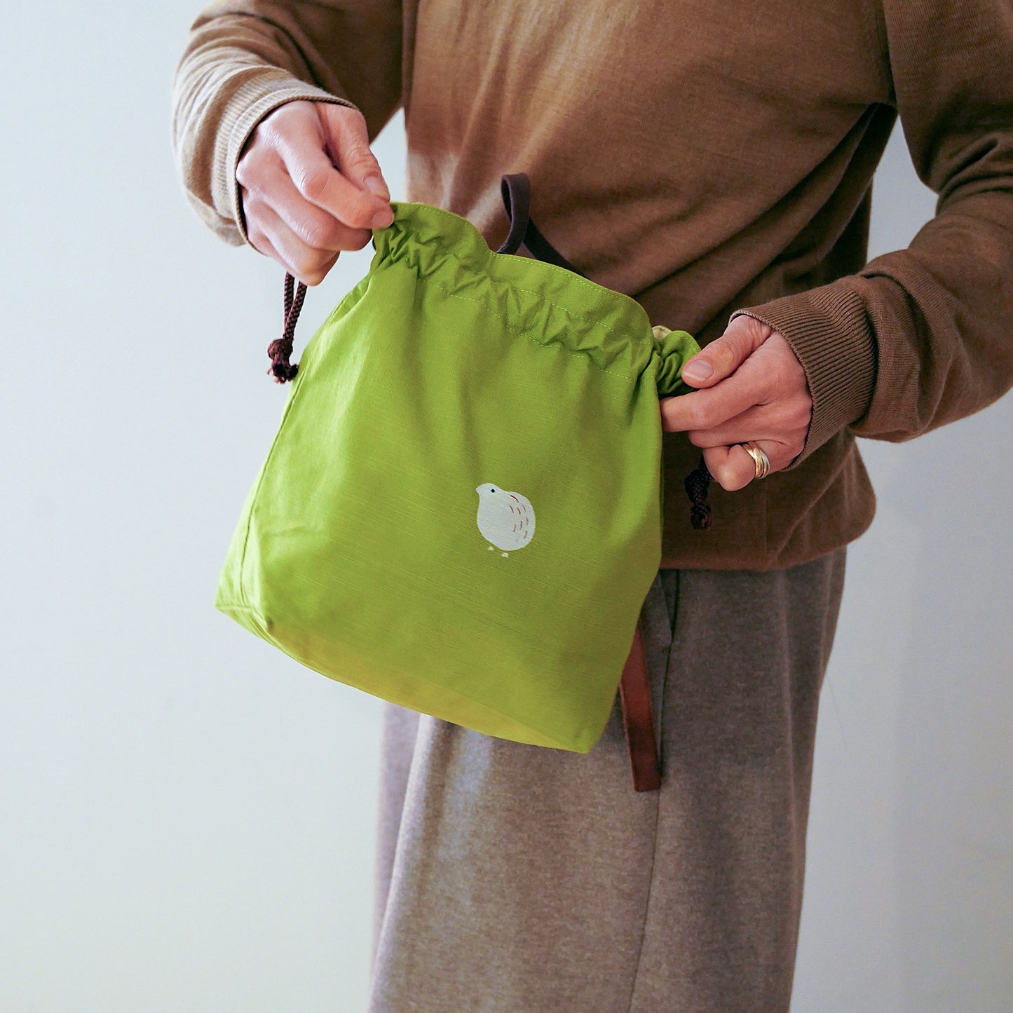 
                  
                    ●NEW●　型染め・巾着バッグ「うずら」
                  
                