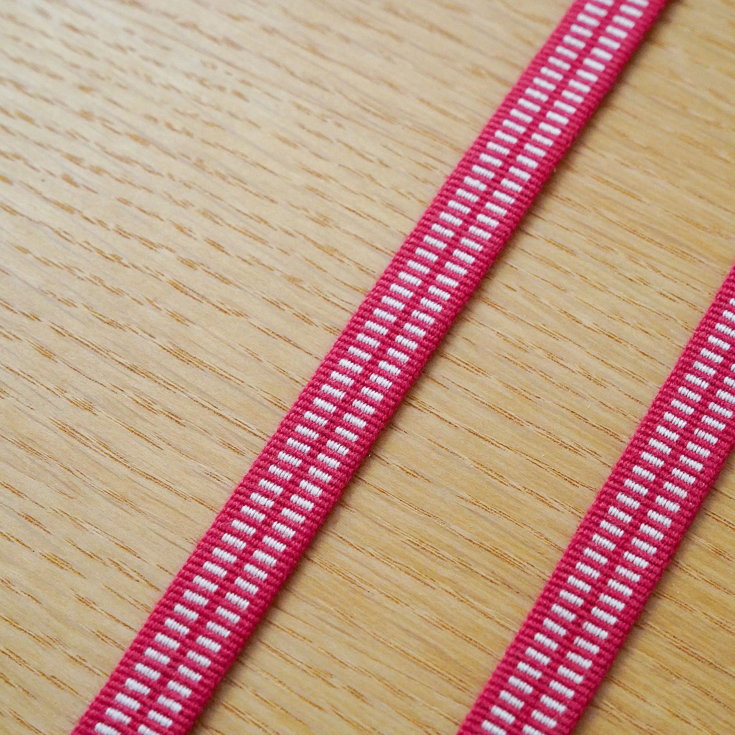 
                  
                    ●NEW●　ロングストラップ「ゴールド」
                  
                