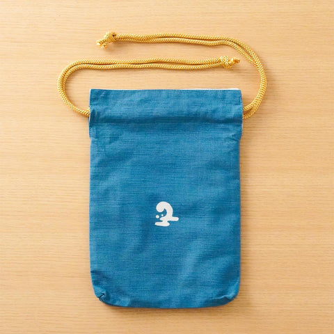 浅草の型染め工房本品堂（ポンピン堂）の合切袋　福千鳥　ふくちどり　文様　型染め　更銈　テキスタイル