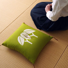 画像をギャラリービューアに読み込む, 【茶席判】型染め本縫い座布団「竹」　●受注生産のためお届けまで約1ヶ月・ギフト包装不可
