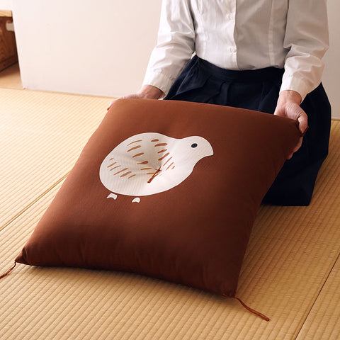 【銘仙判】型染め本縫い座布団「うずら」　●受注生産のためお届けまで約1ヶ月・ギフト包装不可