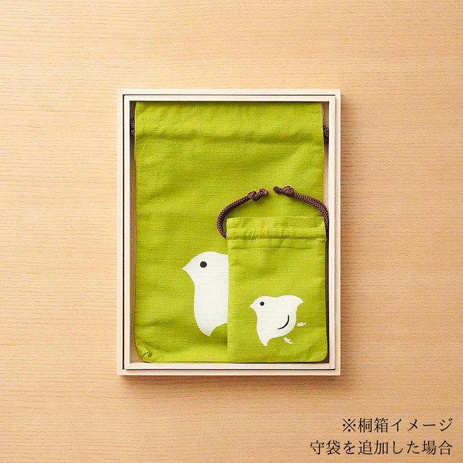 浅草の型染め工房本品堂（ポンピン堂）の合切袋　桐箱