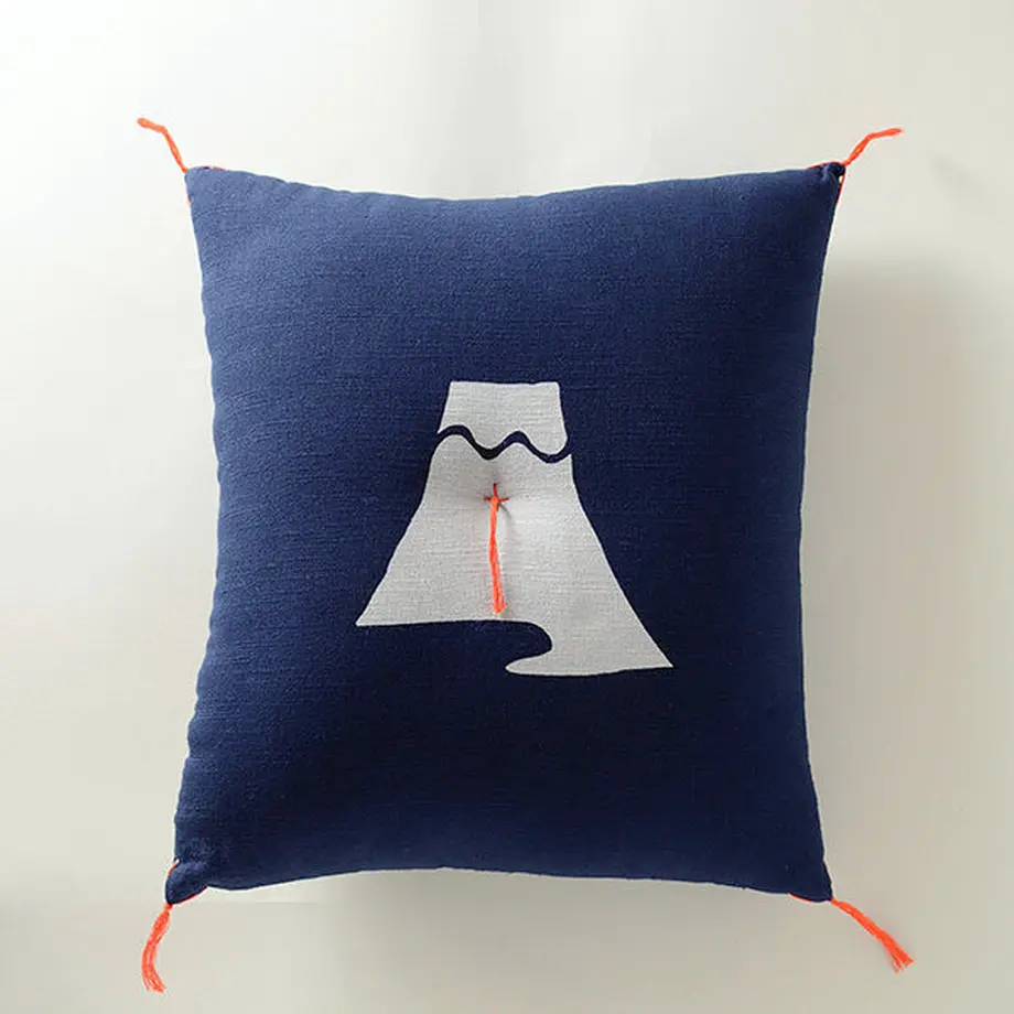 型染め本縫い小座布団「富士山」|【本品堂】公式オンラインストア – 本 型染め本縫い小座布団「富士山」|【本品堂】公式オンラインストア – 本