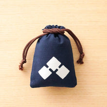 将图片加载到图库查看器，浅草の型染め工房本品堂（ポンピン堂）の守袋　ちきり　型染め　更銈　テキスタイル
