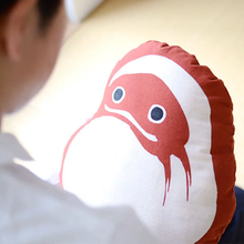 将图片加载到图库查看器，浅草の型染め工房本品堂（ポンピン堂）のぬいぐるみ　だるま　文様　型染め　更銈　テキスタイル
