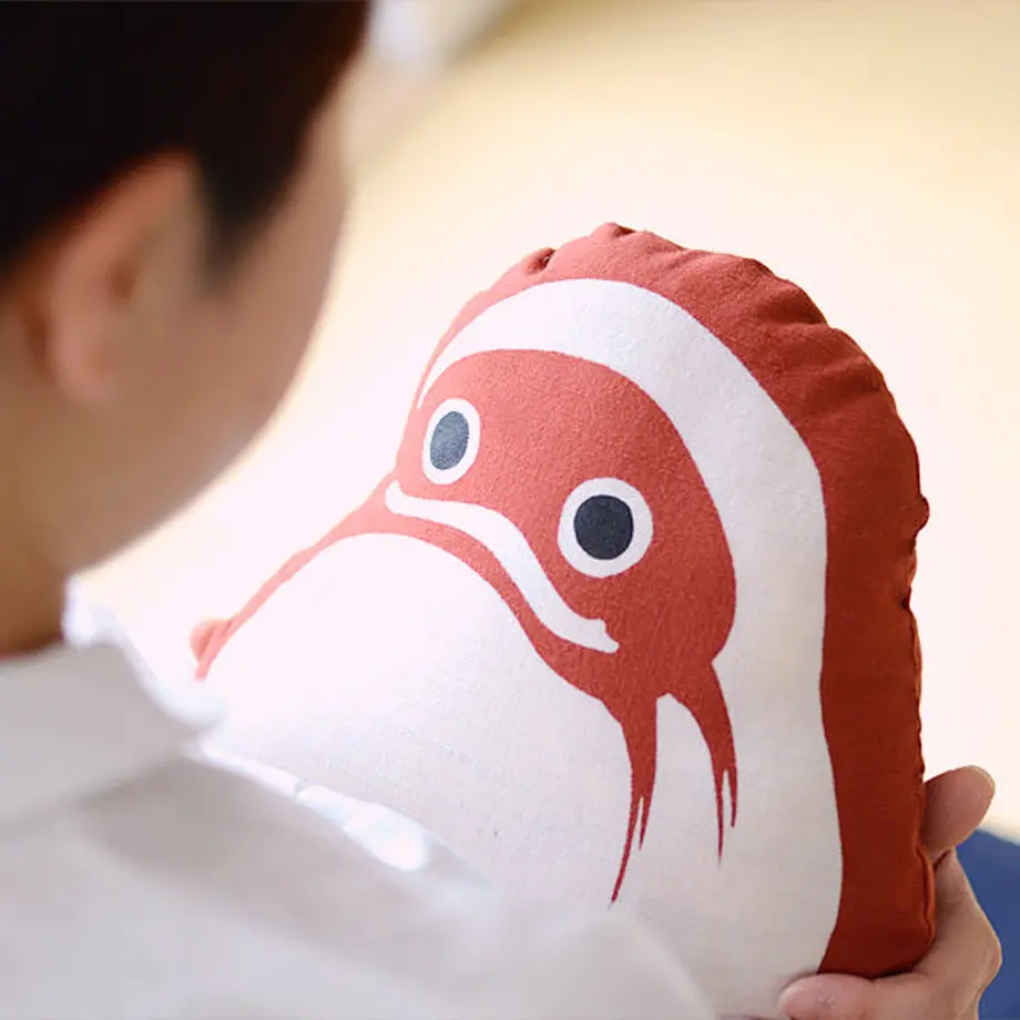 
                  
                    浅草の型染め工房本品堂（ポンピン堂）のぬいぐるみ　だるま　文様　型染め　更銈　テキスタイル
                  
                