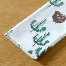 将图片加载到图库查看器，浅草の型染め工房本品堂（ポンピン堂）の手ぬぐい　若松にうずら　文様　型染め　更銈　テキスタイル
